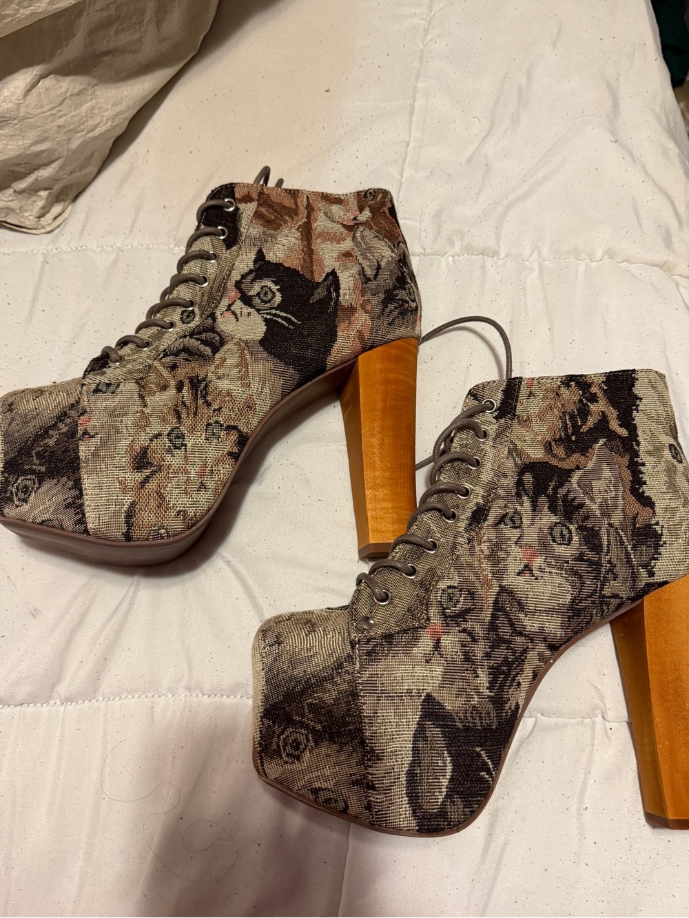 Jeffrey Campbell cat lita boots